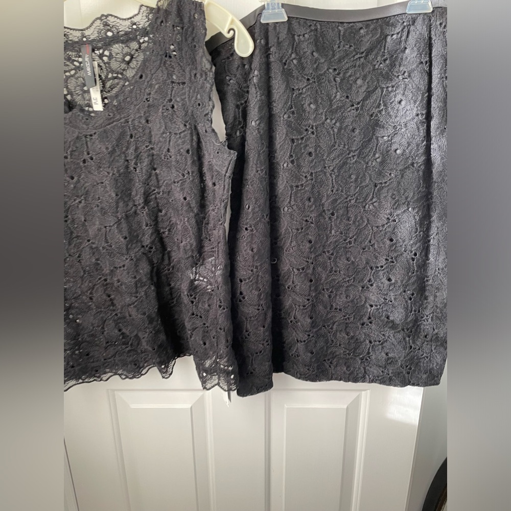 Marc Cain Women’s Lace 65% Cotton Skirt Set. Pencil Skirt, Cup Sleeve Black